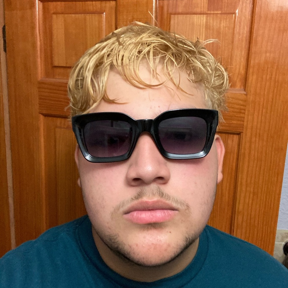 Meet your Posher, Ed